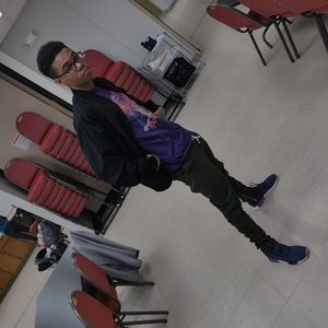 Meet your Posher, Julian